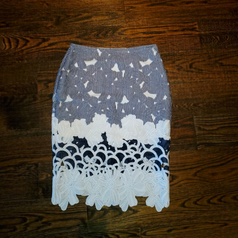 Excellent condition beautiful  detailed J.O.A. navy blue and pencil skirt size S